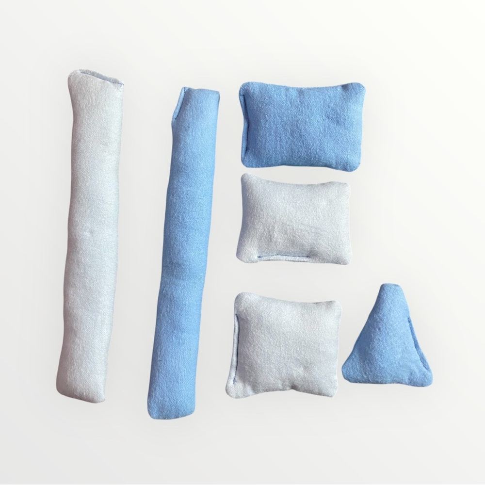 Handmade Blue Catnip Kick Stick & Shapes Cat Toy Set (6)